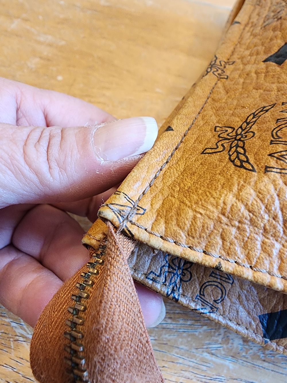 vintage MCM Mode Creation Munich Visetos cognac monogram clutch - Picture 6 of 16